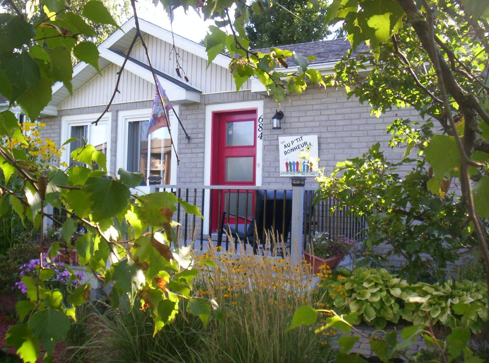 Gite Au P'Tit Bonheur B&B Коутикук Екстериор снимка